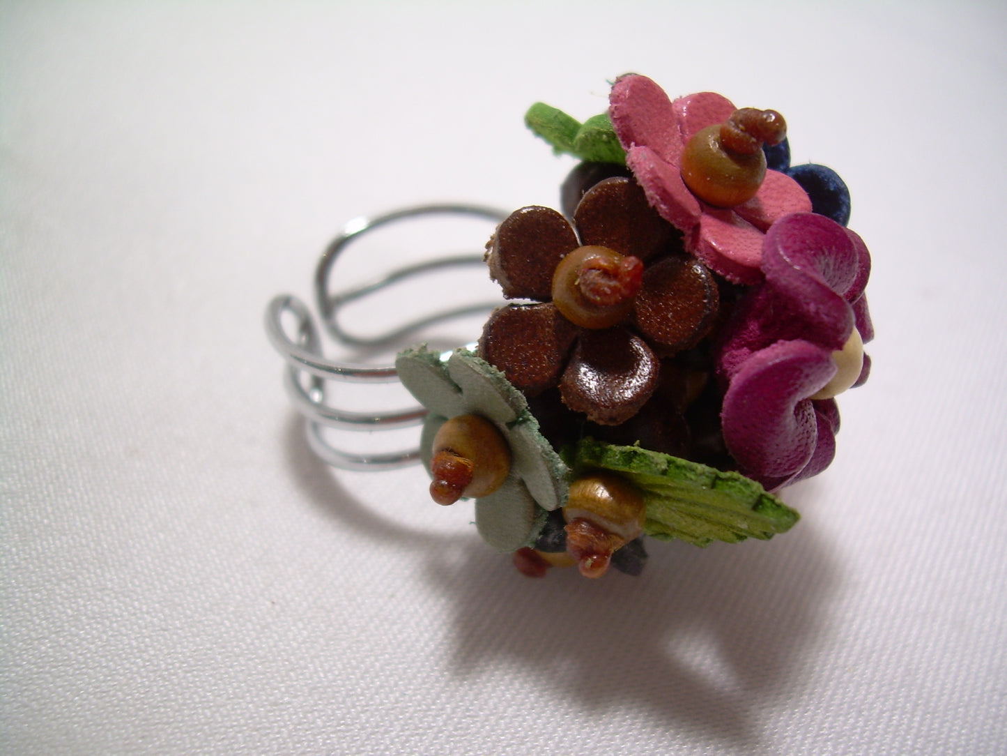 Round Flower Cluster Leather Ring