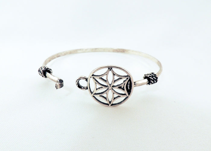 Silver Snowflake Design Cuff Bracelet