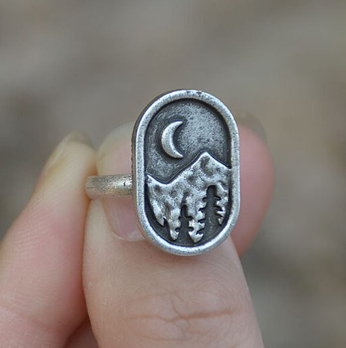 Oval Mountain Scene Adjustable Metal Ring