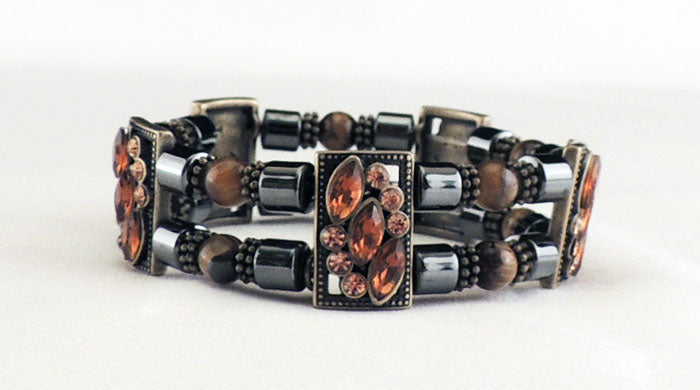 Magnetic Therapy Stretch Bracelet.