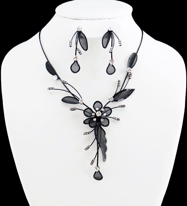 Clear Stone Flower Necklace/Earring Set.- Black