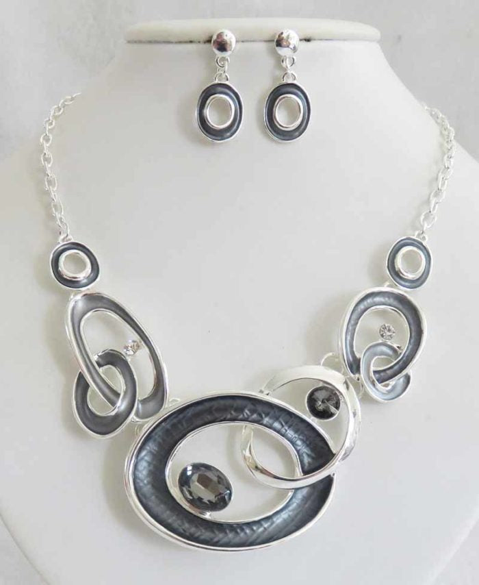 Chain of Ovals w/ Stones Grays N/E Set